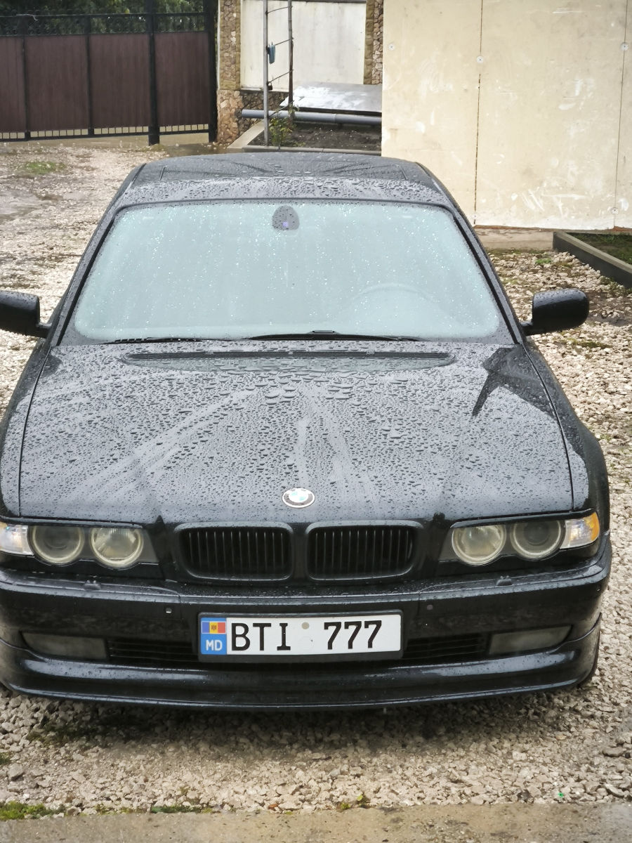 BMW 7 Series 2000