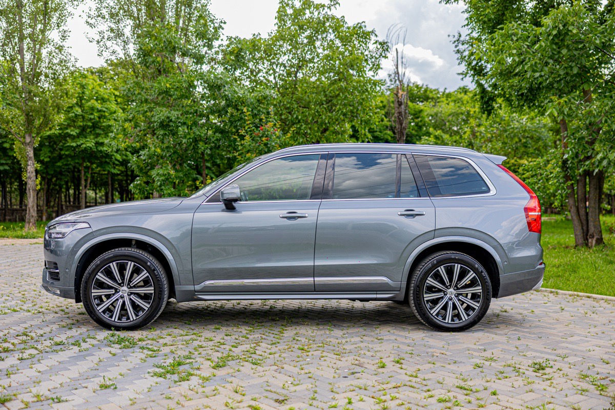 VOLVO XC90 2017