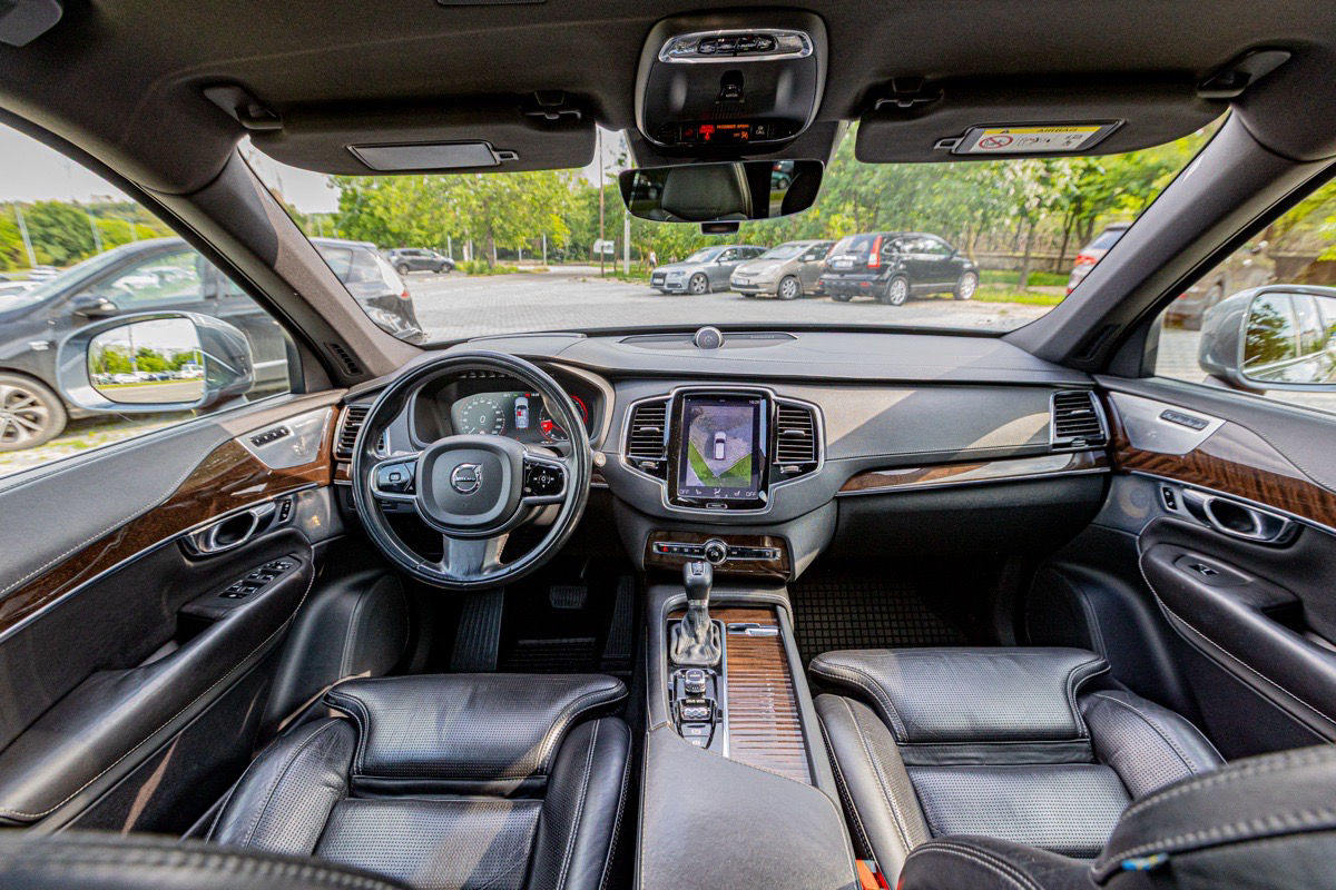 VOLVO XC90 2017