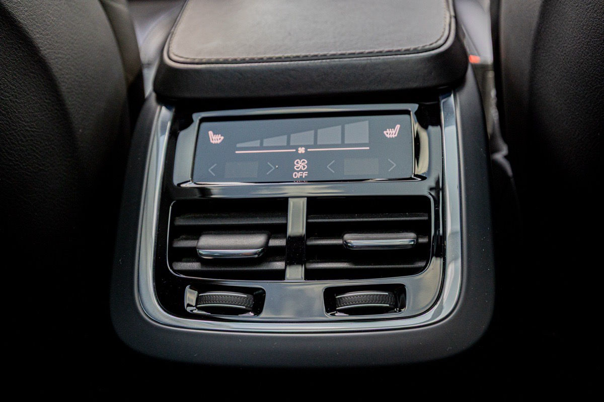 VOLVO XC90 2017