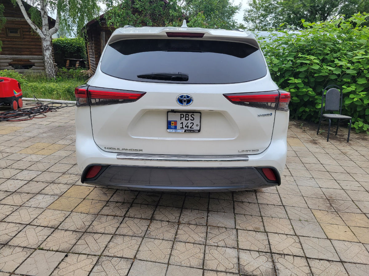 Toyota Highlander 2021
