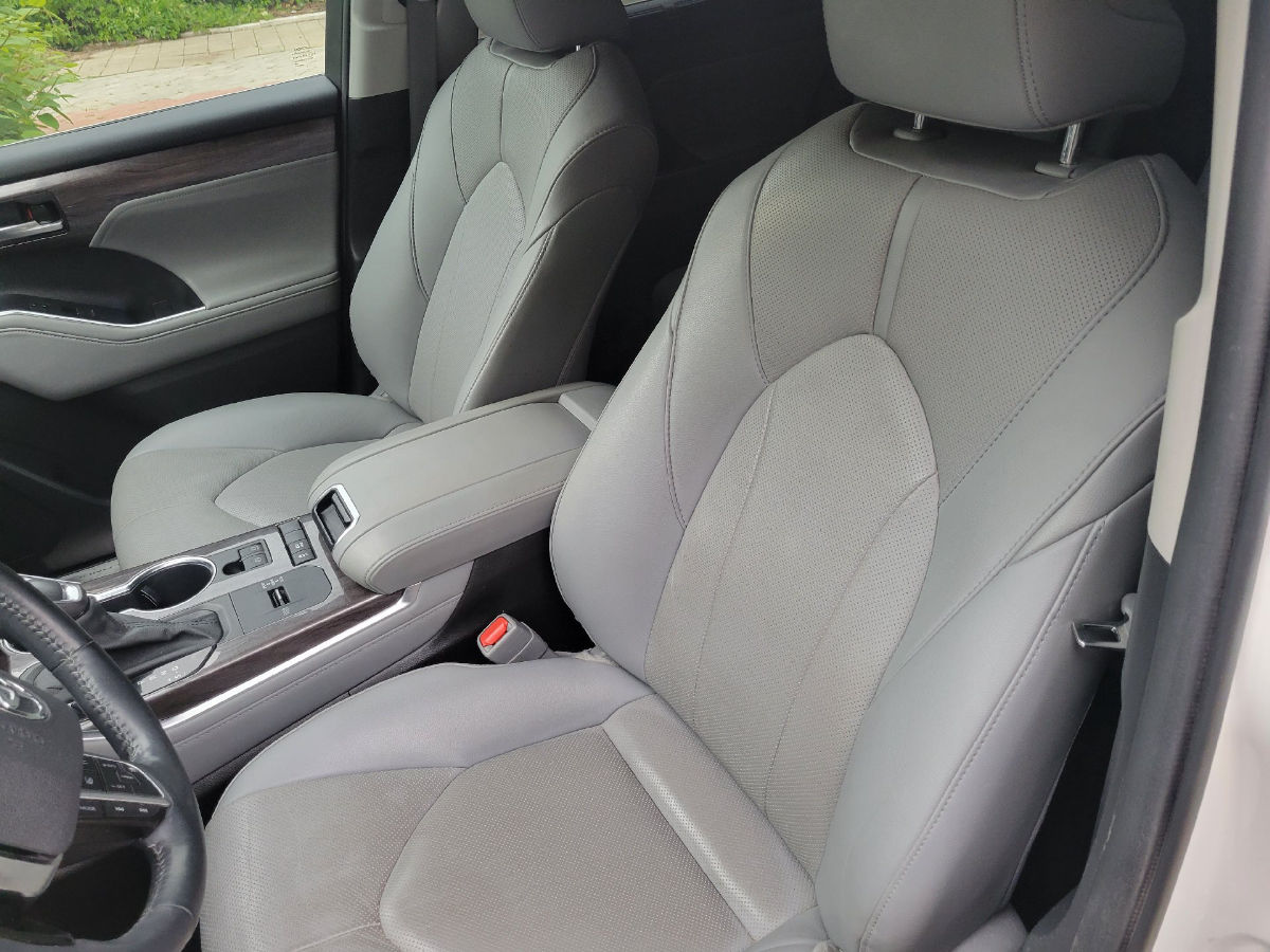 Toyota Highlander 2021