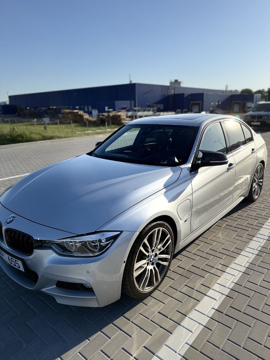 BMW 3 Series 2016
