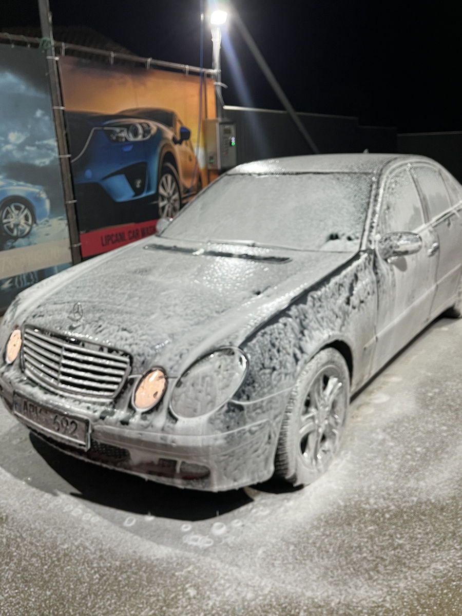 Mercedes E-Class 2006