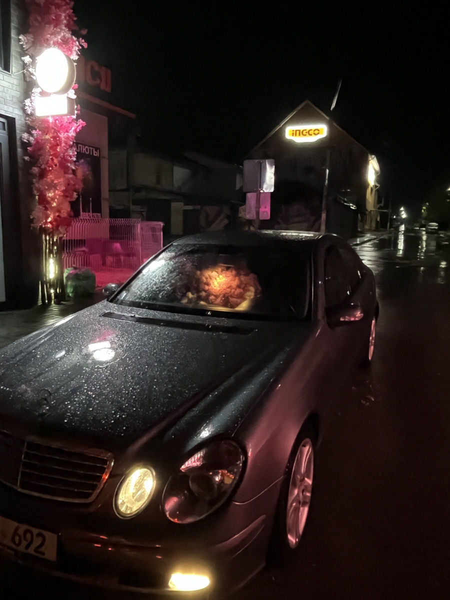 Mercedes E-Class 2006