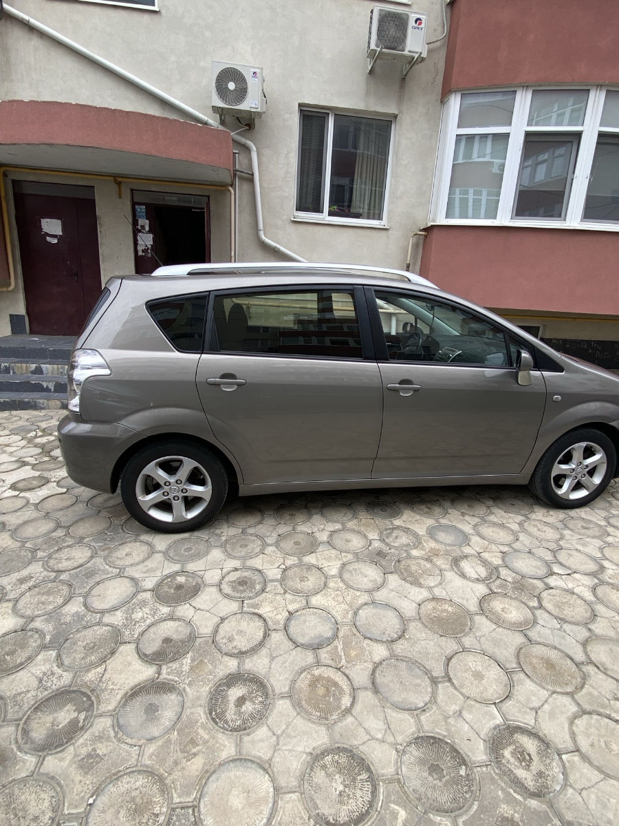 Toyota Corolla Verso 2006