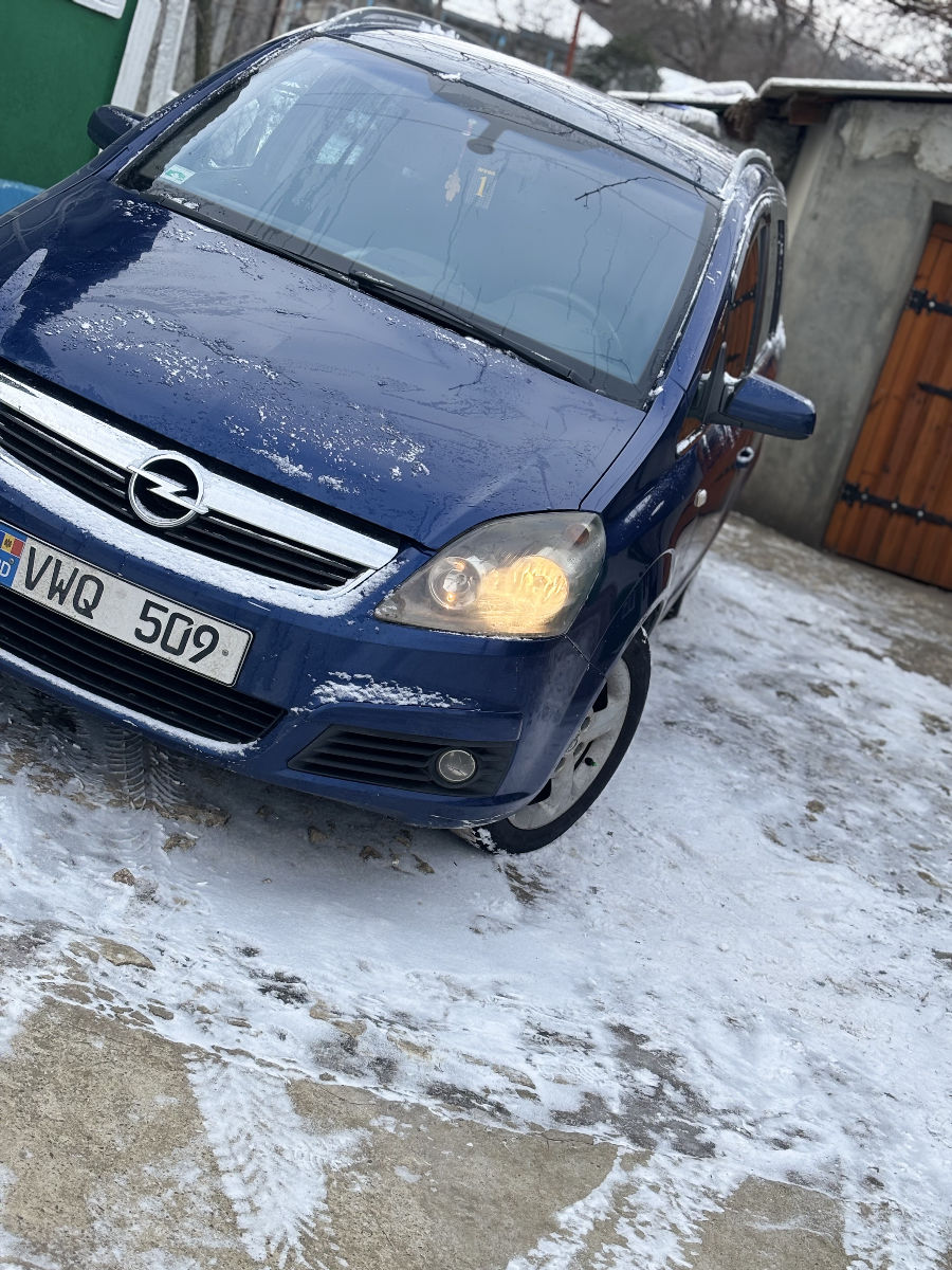 Opel Zafira Life 2006