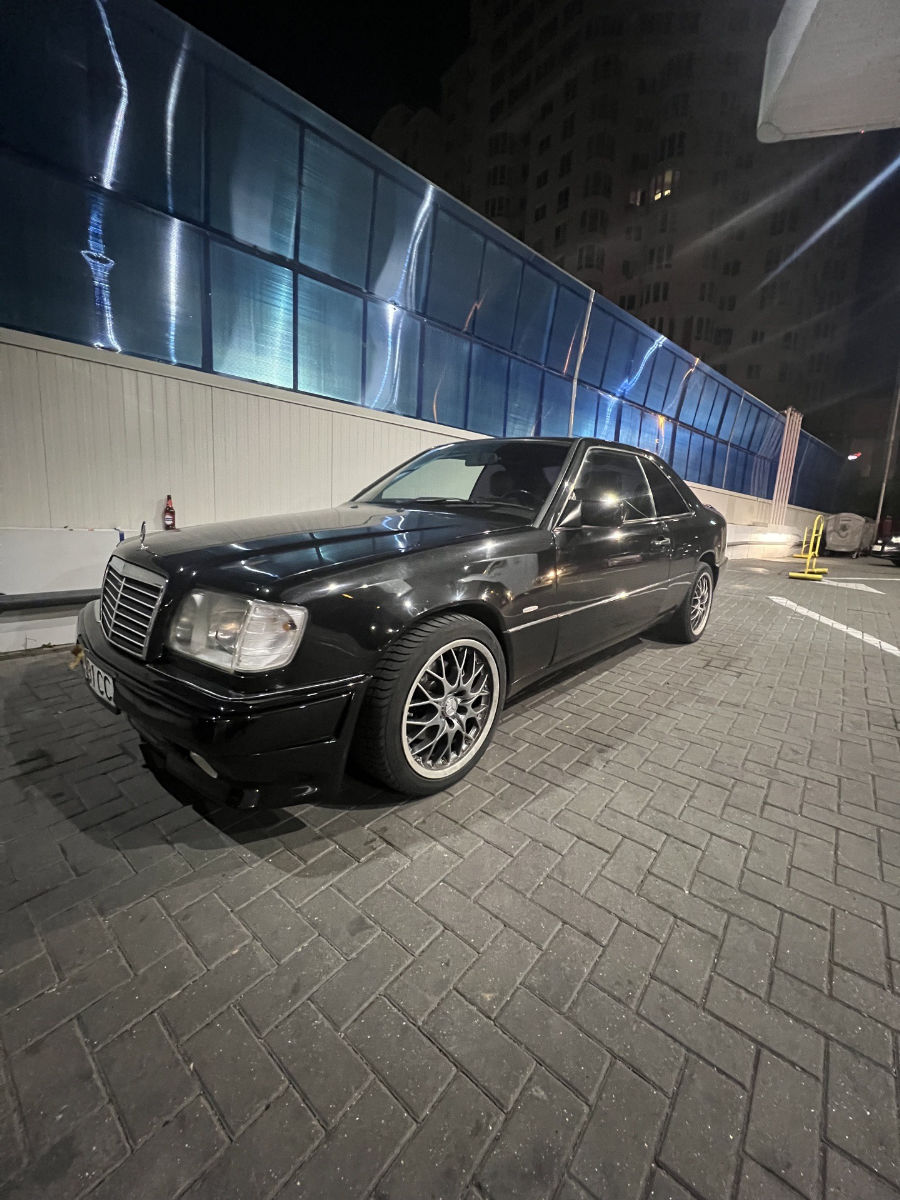 Mercedes E-Class Coupe 1991