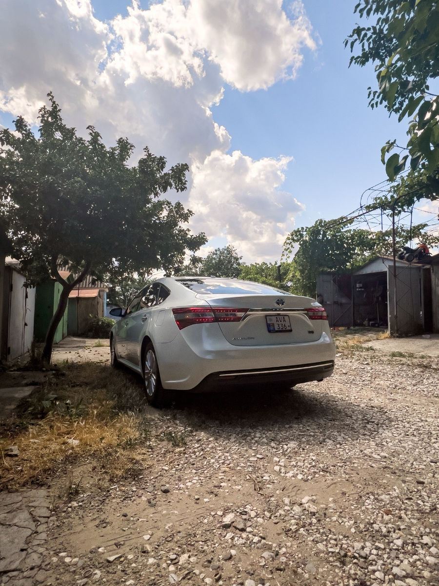 Toyota Avalon 2015