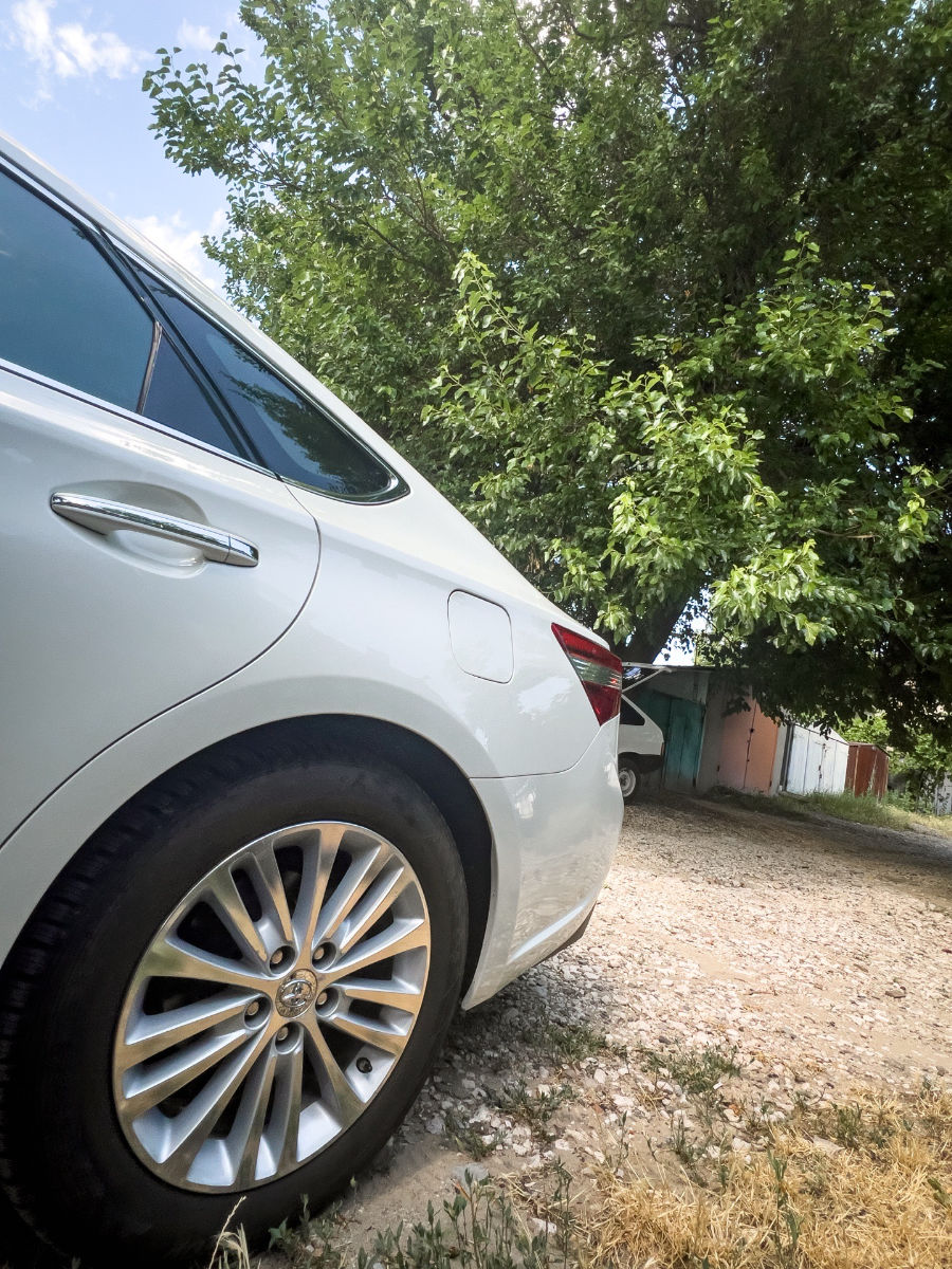 Toyota Avalon 2015