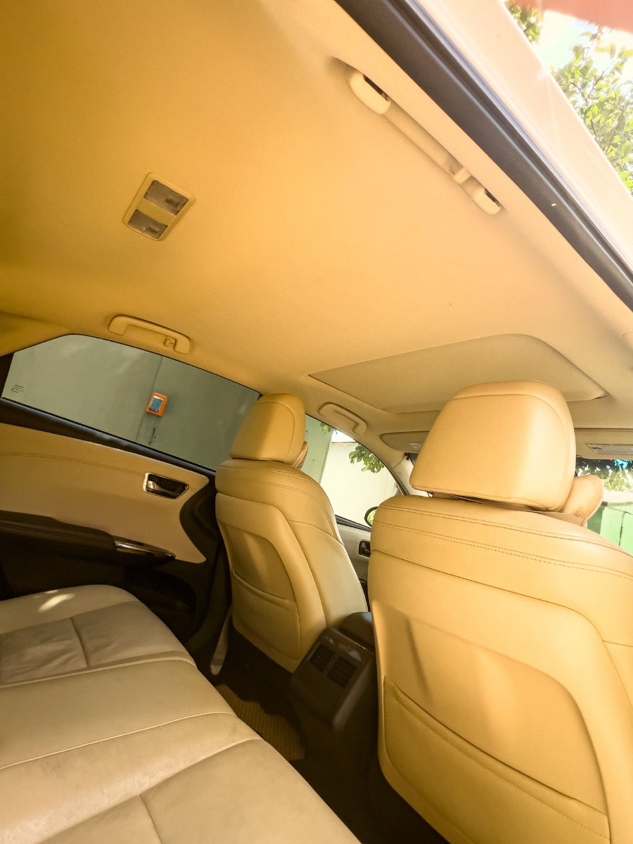 Toyota Avalon 2015