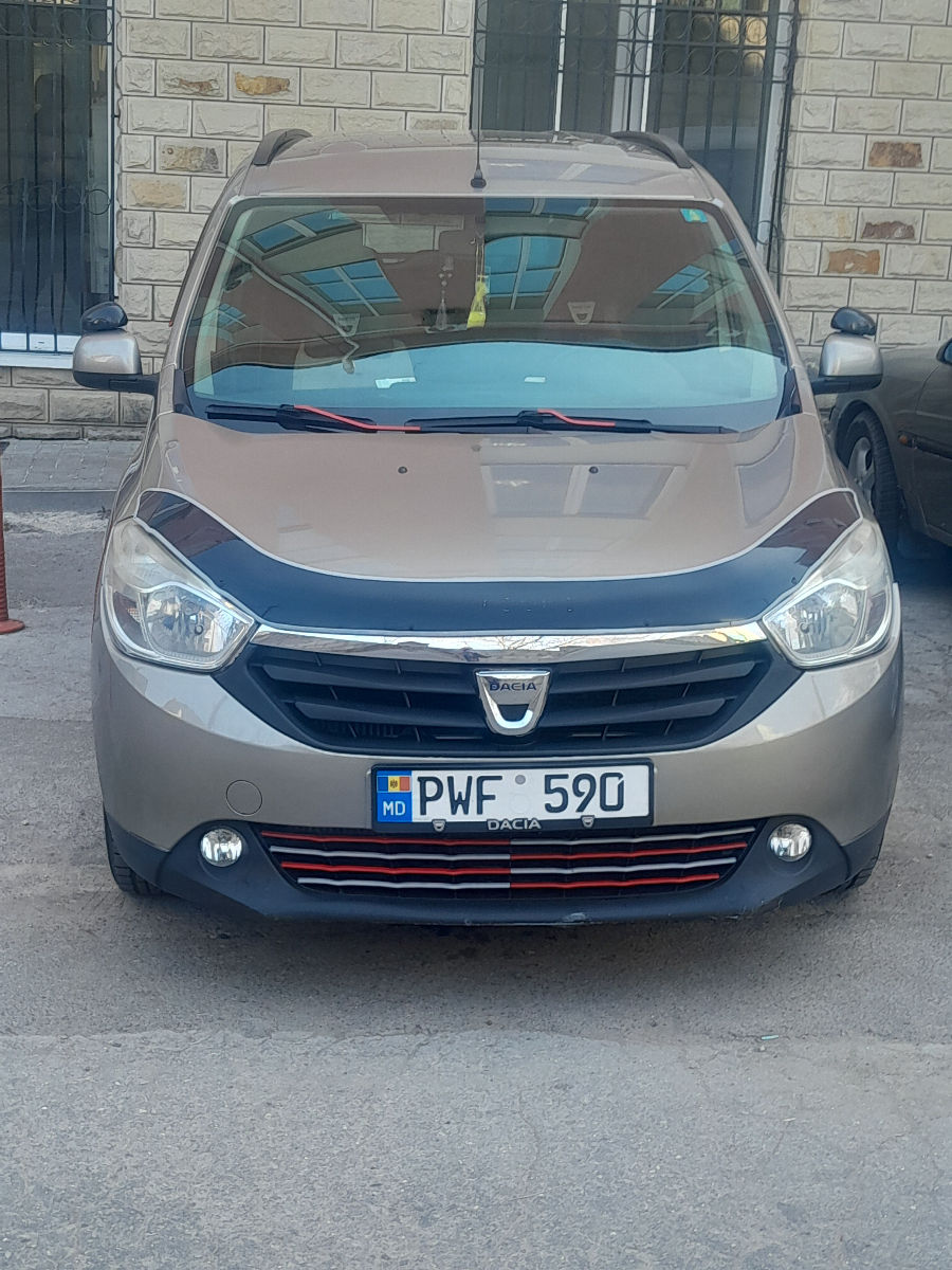 Dacia Lodgy 2013