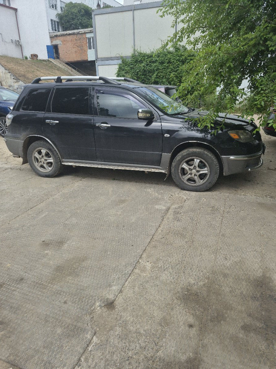 Mitsubishi Outlander 2003