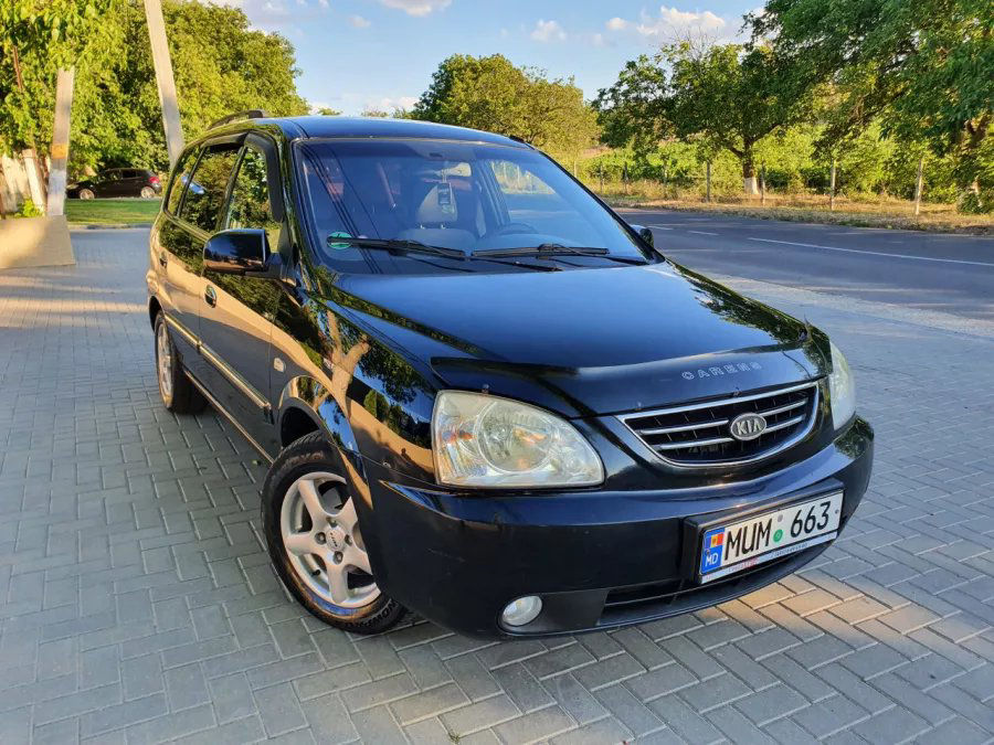 Kia Carens