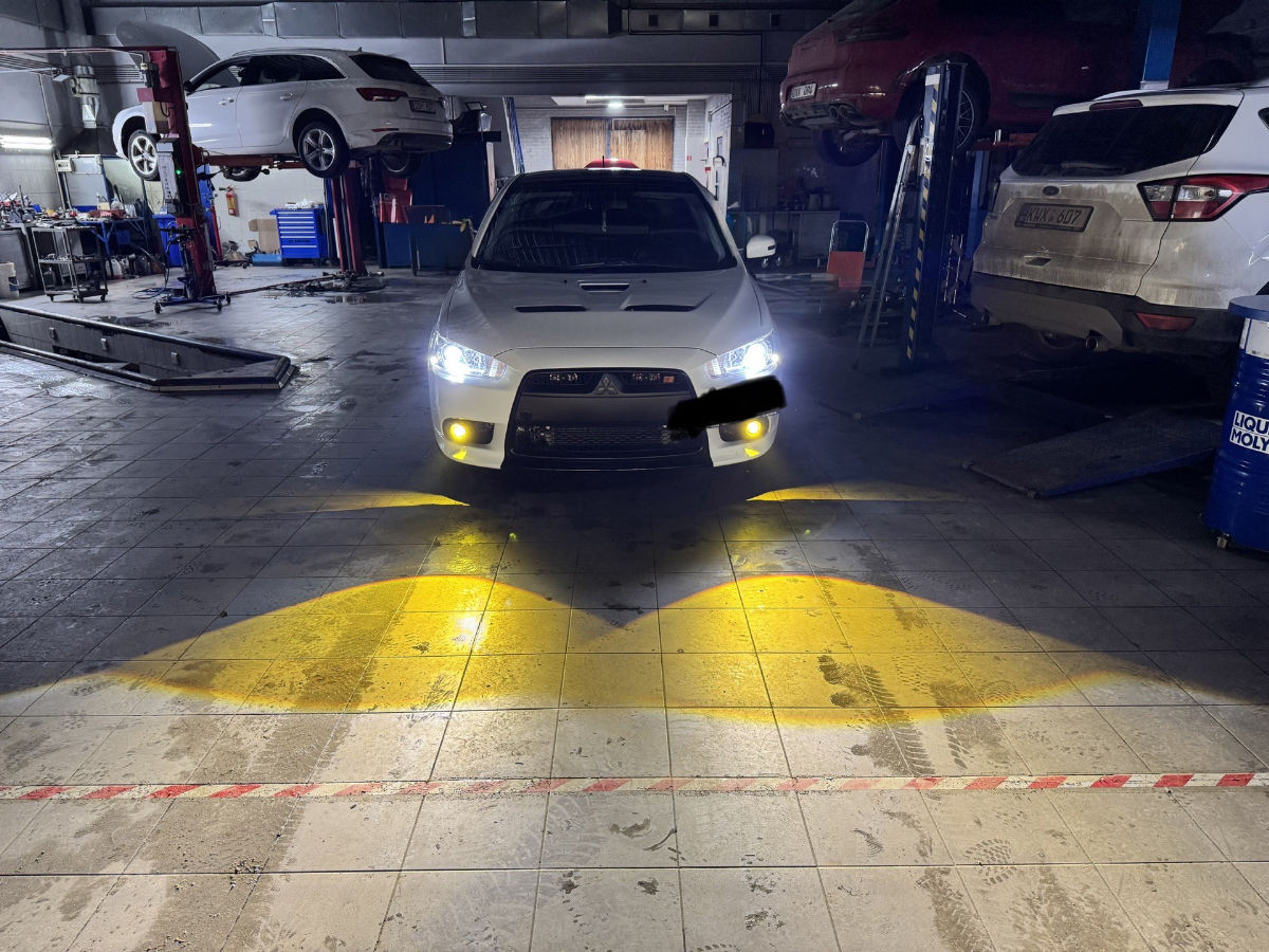 Mitsubishi Lancer 2014