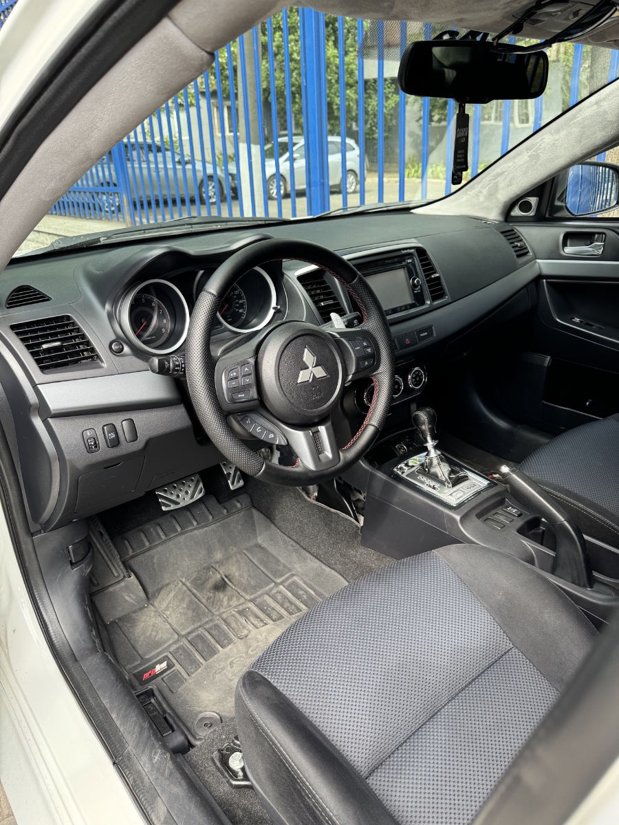 Mitsubishi Lancer 2014