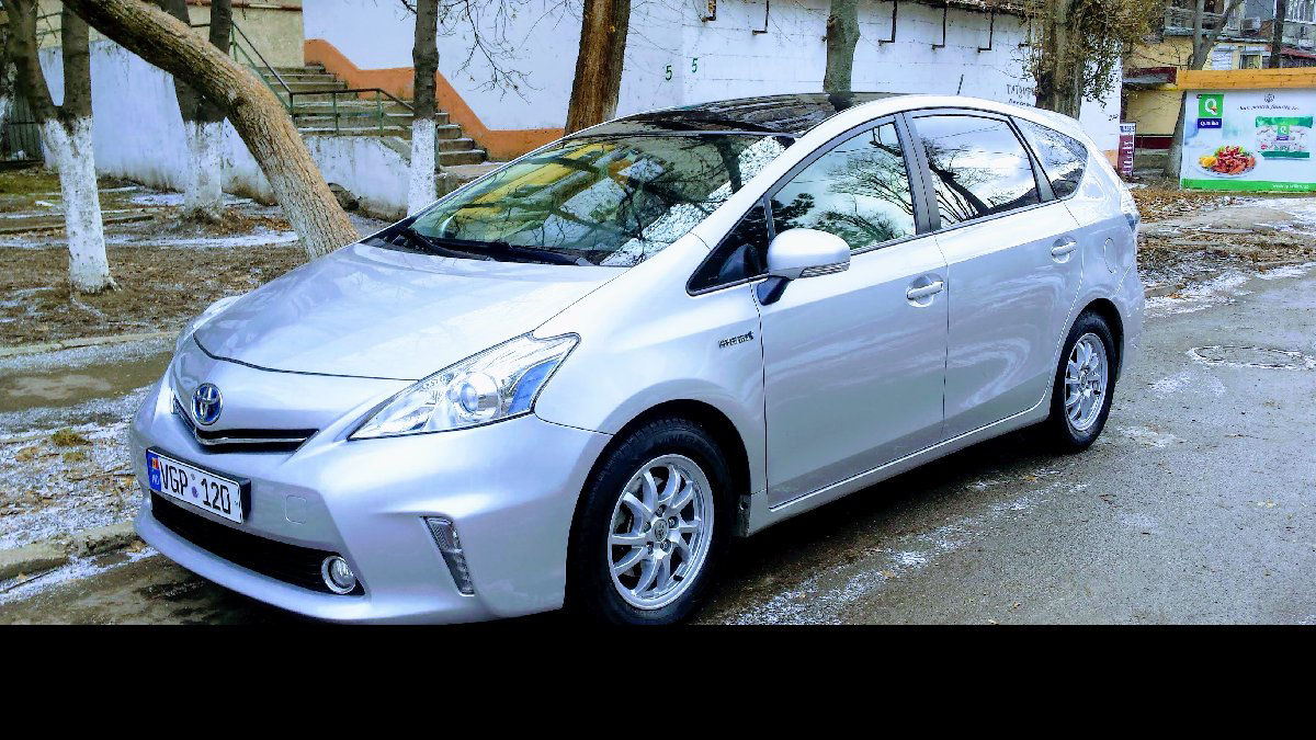 Toyota Prius+ 2012