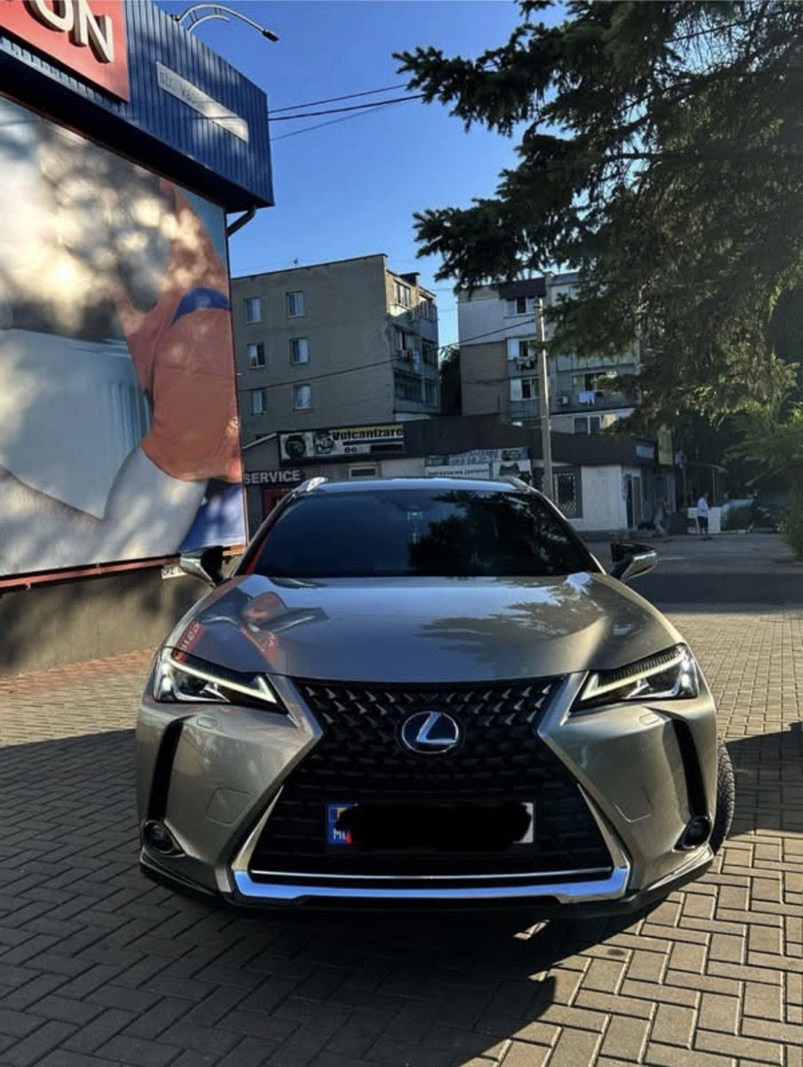 Lexus UX 2019