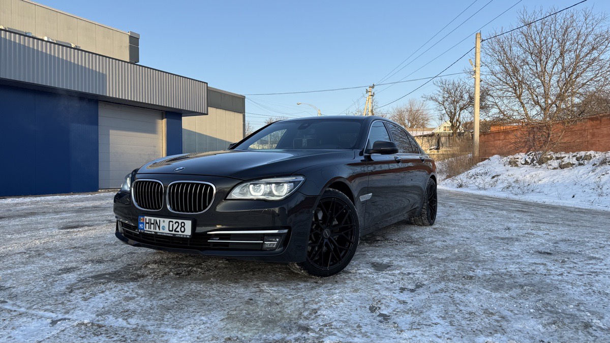 BMW 7 Series 2012