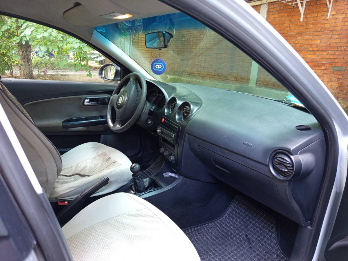Seat Ibiza 2004