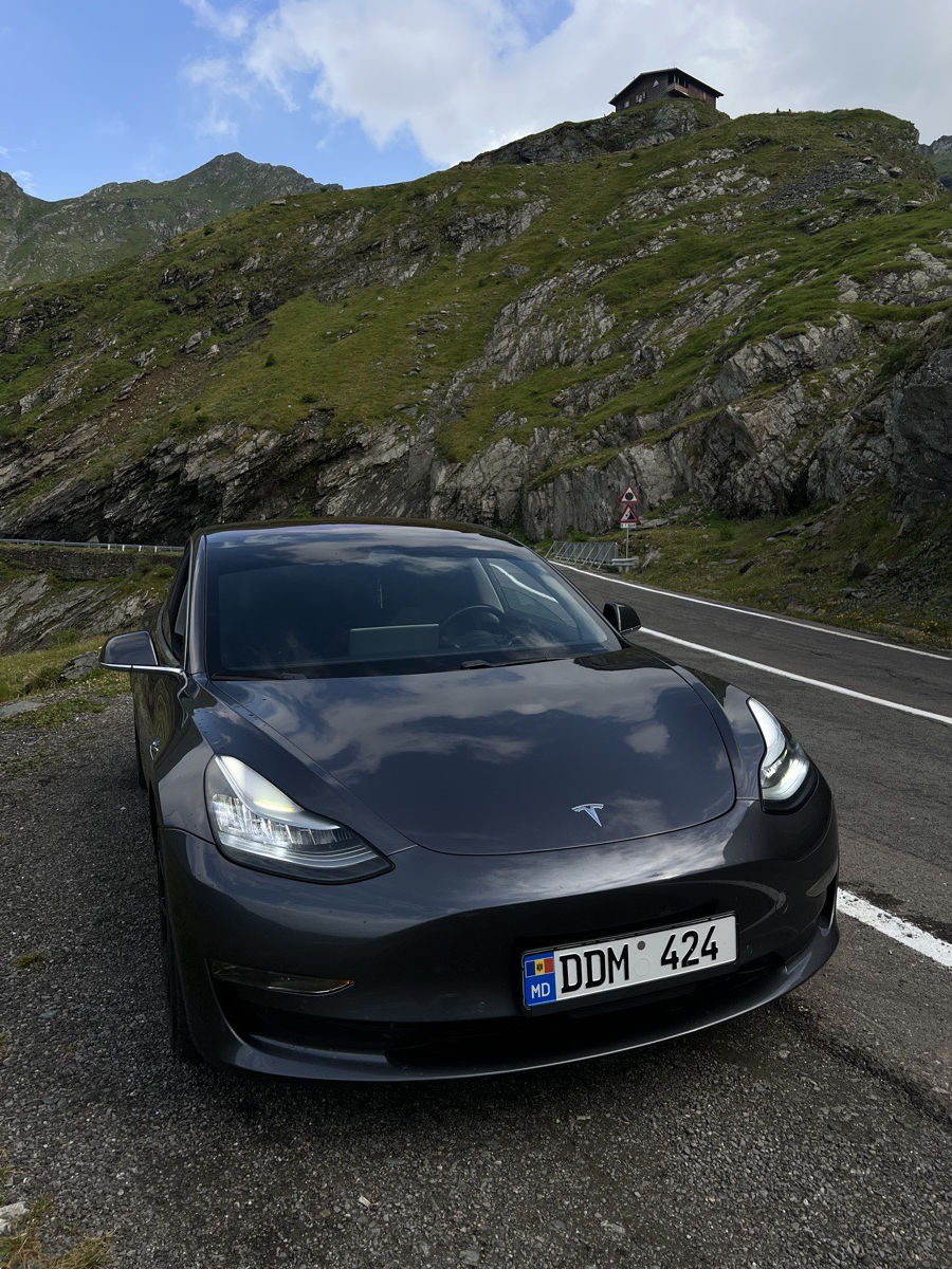 Tesla Model 3 2018
