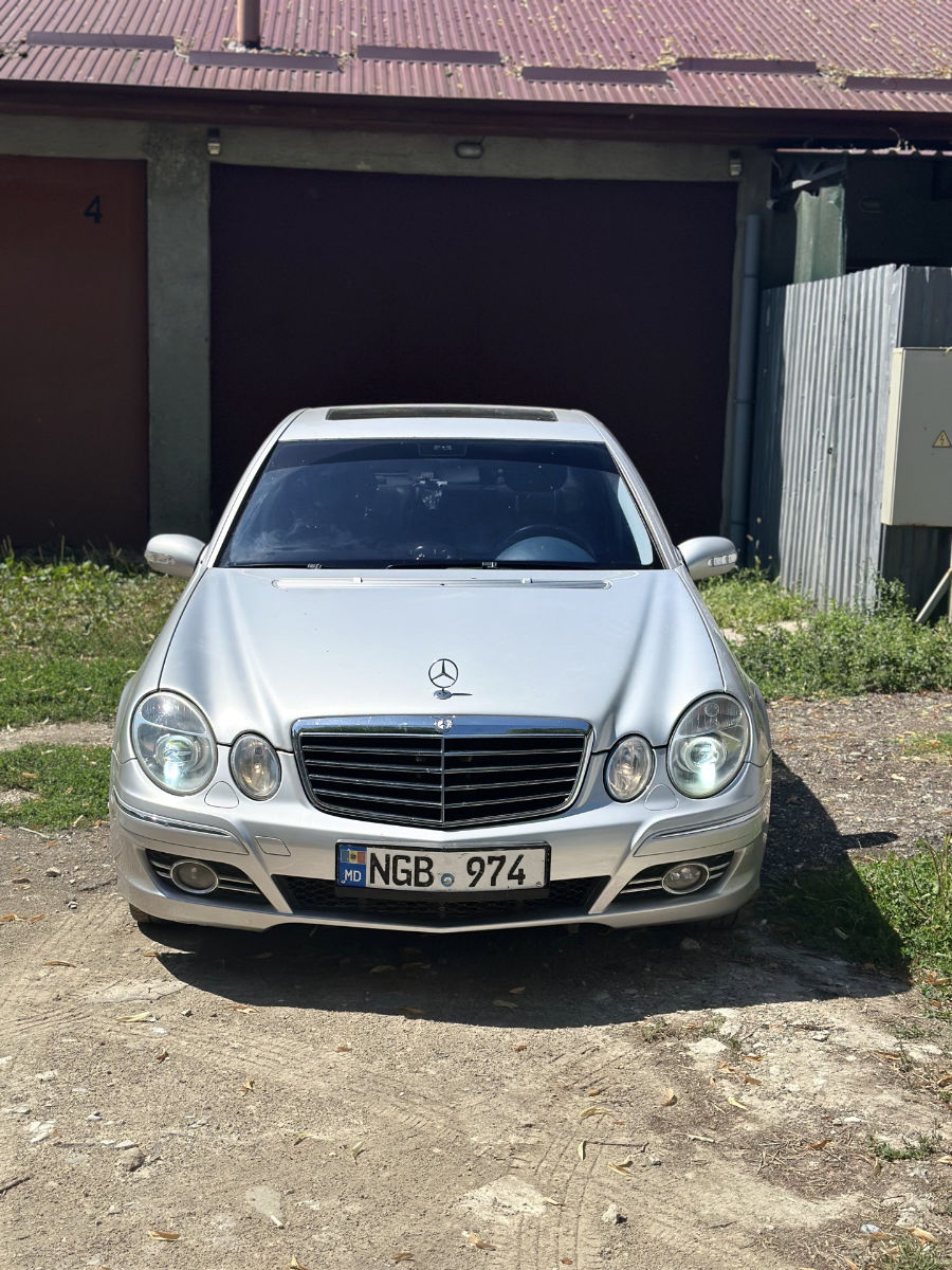 Mercedes E-Class 2004
