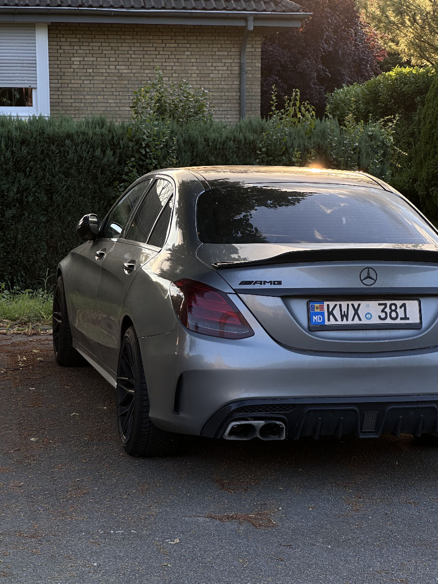 Mercedes C-Class