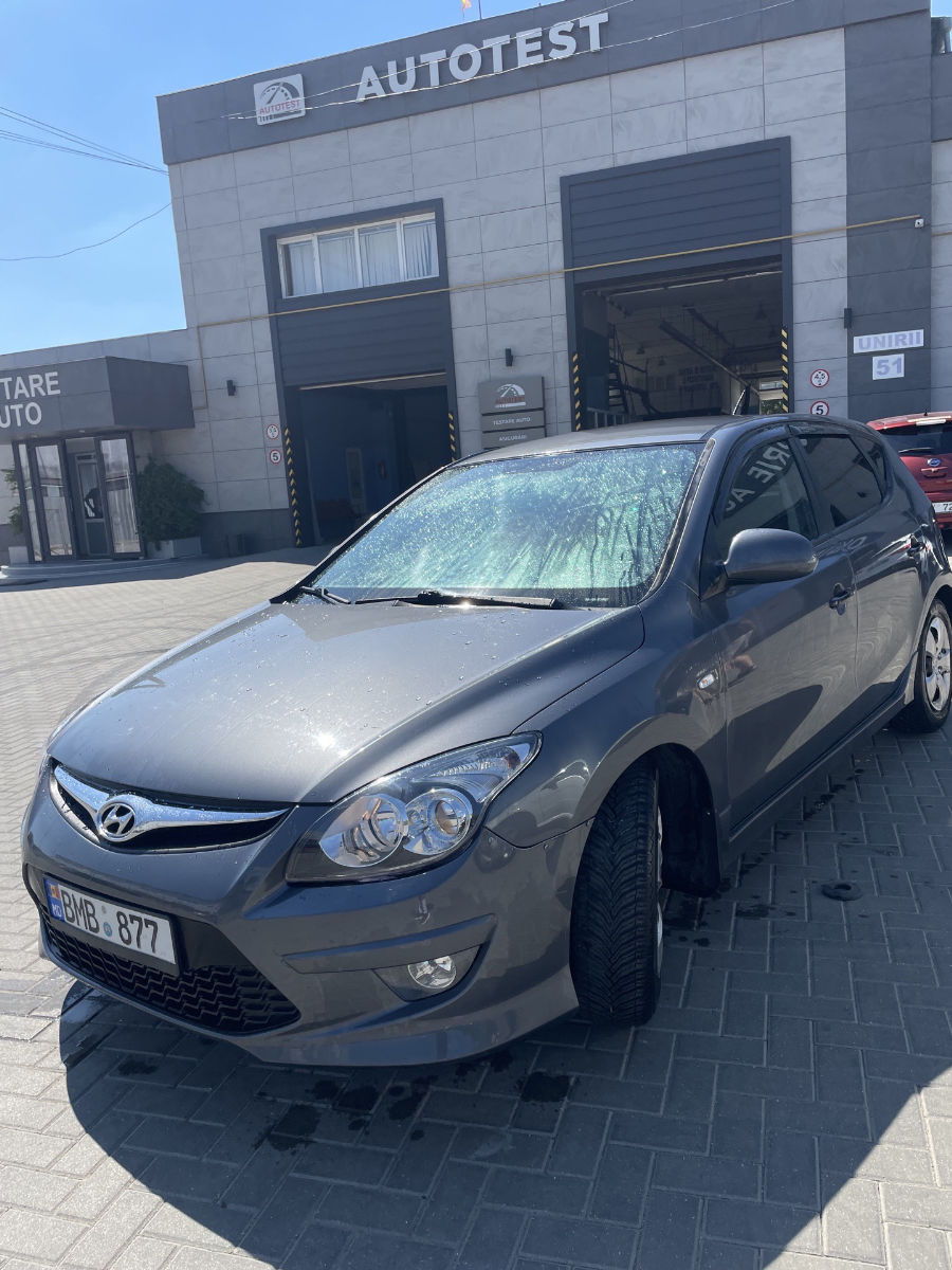 Hyundai i30 2011