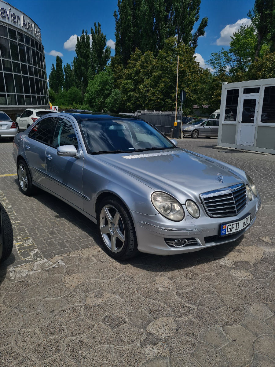 Mercedes E-Class 2004