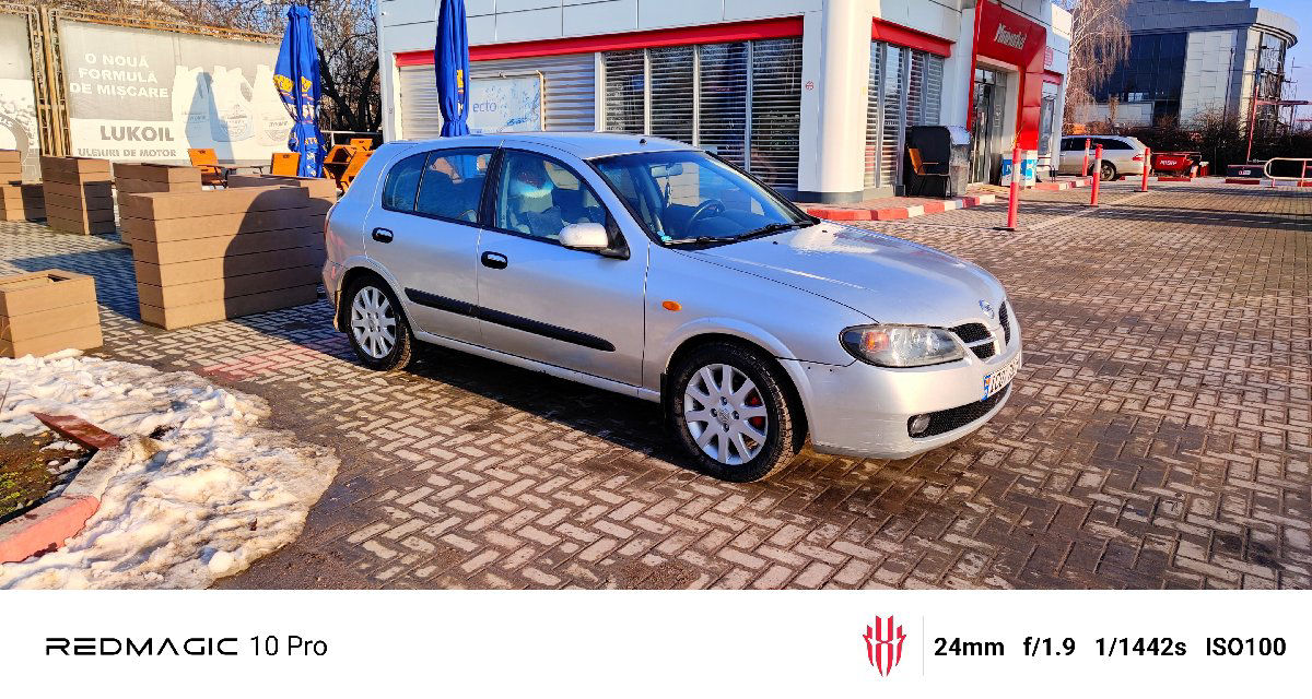 Nissan Almera 2003