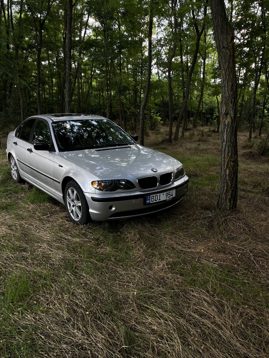 BMW 3 Series 2004
