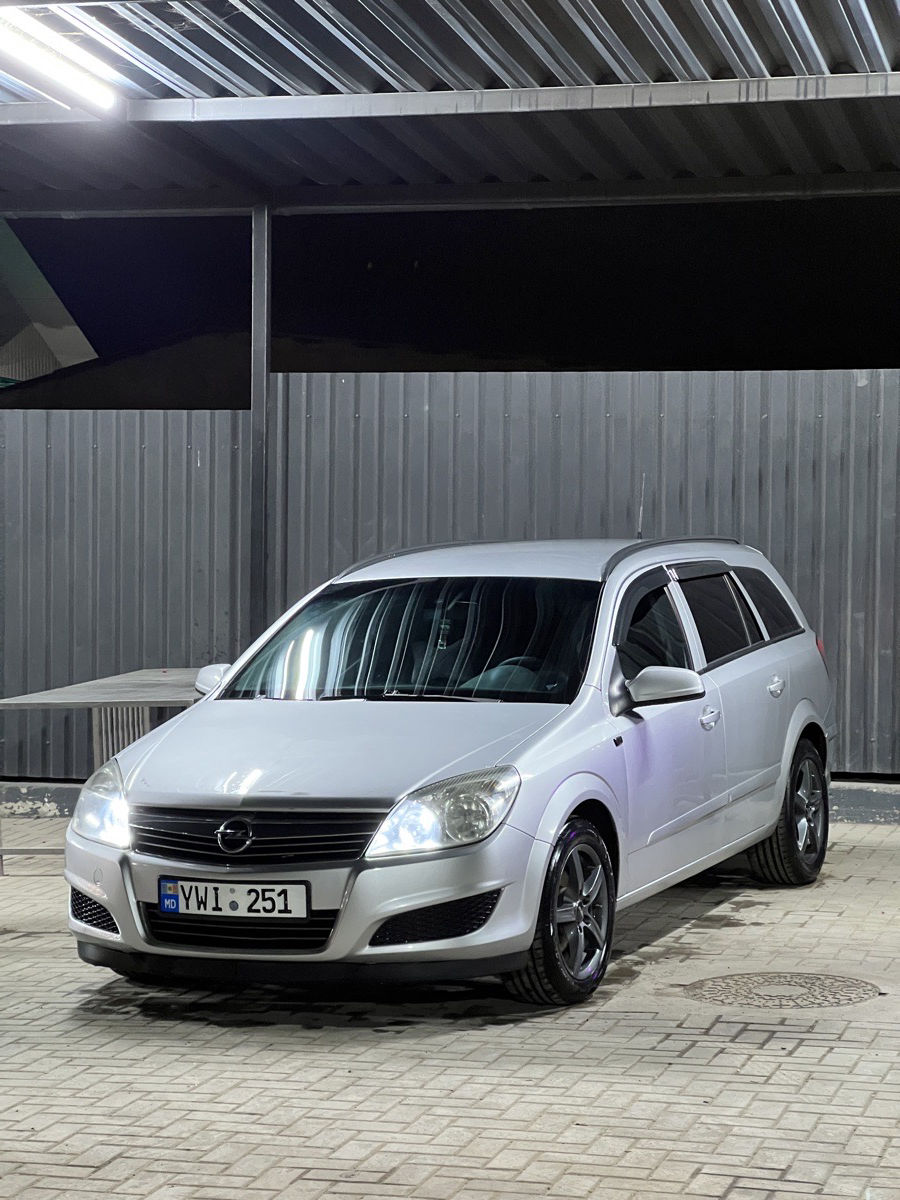Opel Astra 2007