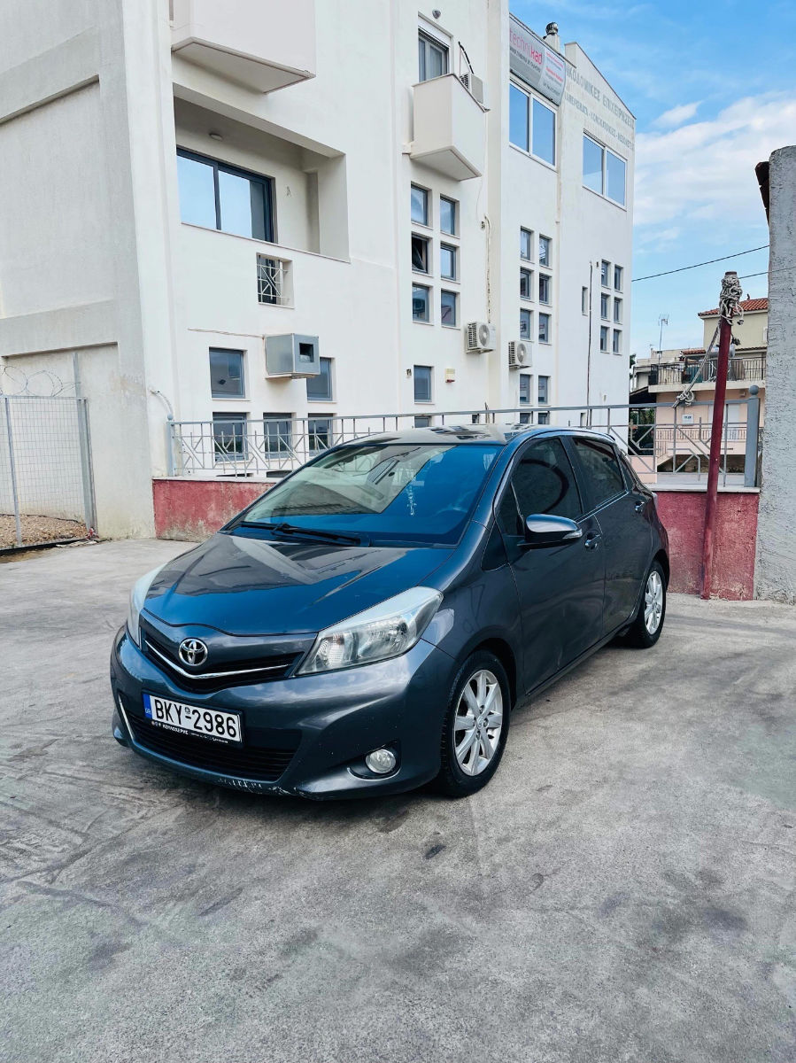 Toyota Yaris 2014