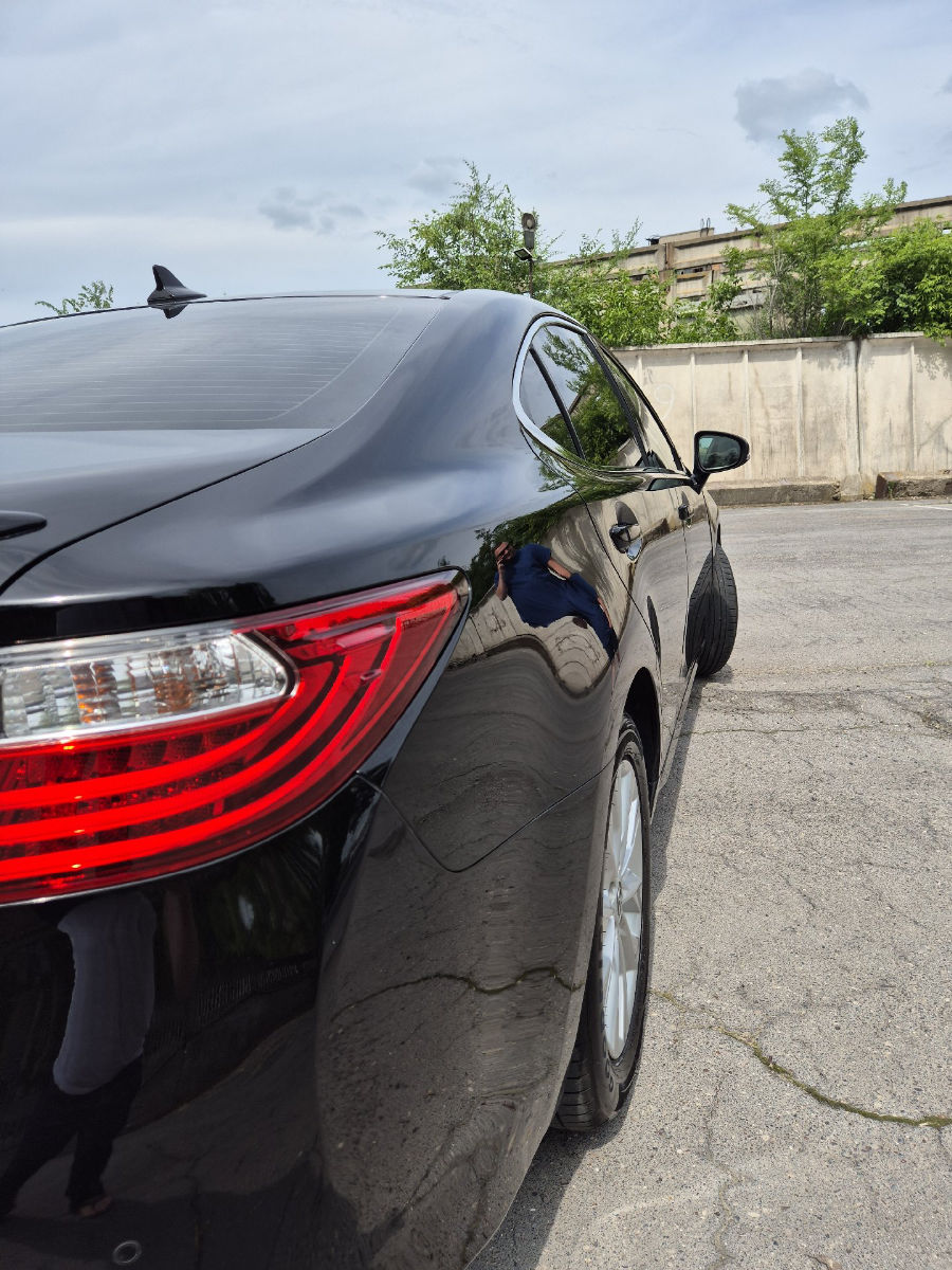Lexus ES 2013