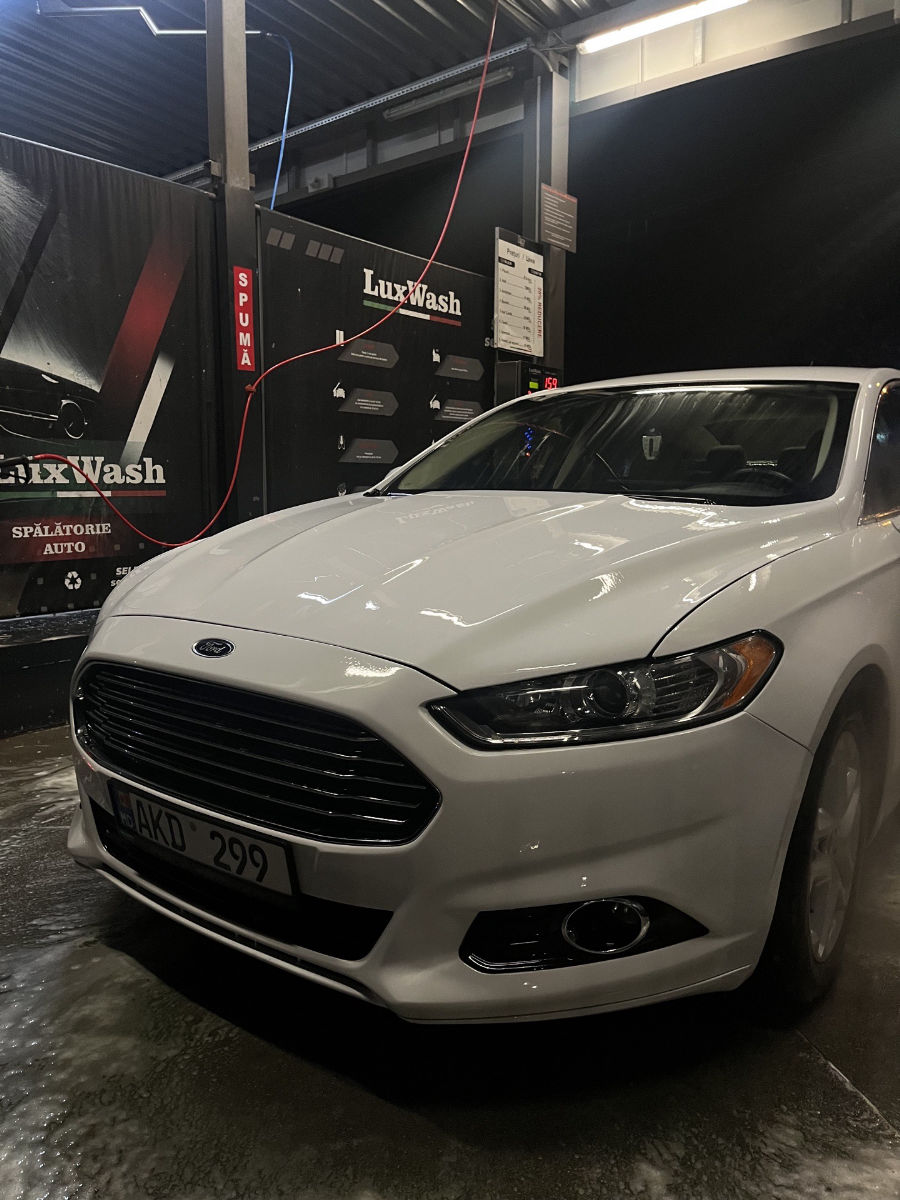 Ford Fusion 2016
