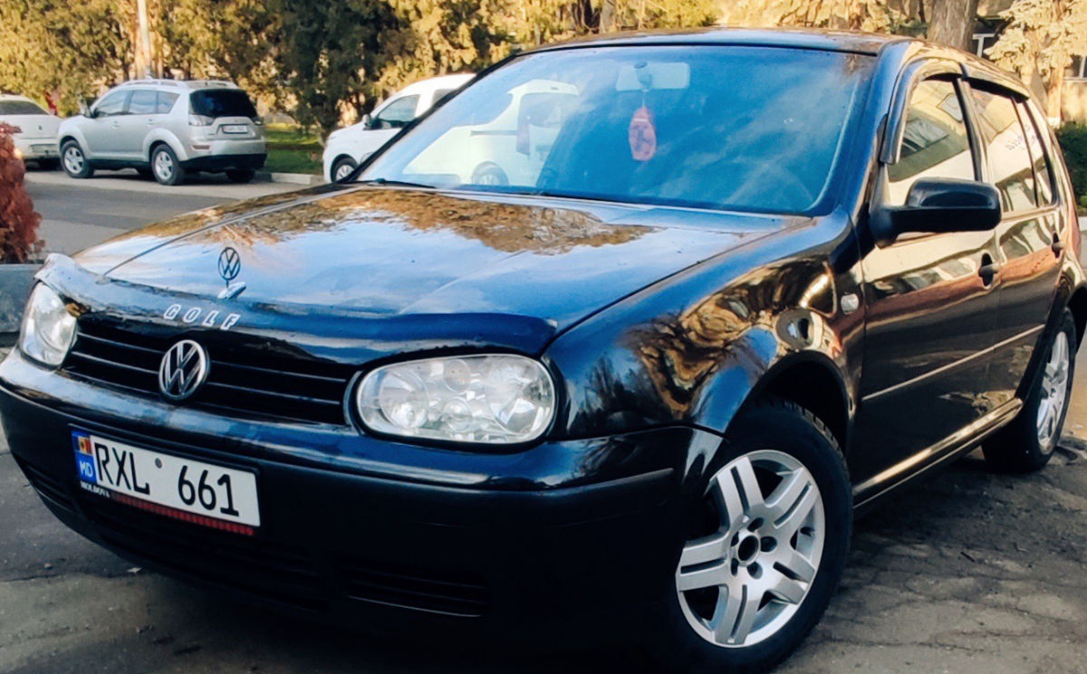 Volkswagen Golf 2003