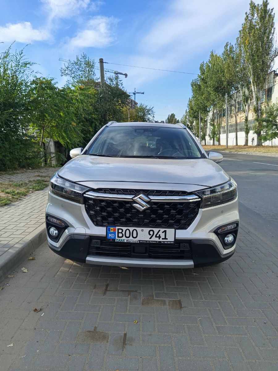 Suzuki S-Cross 2023