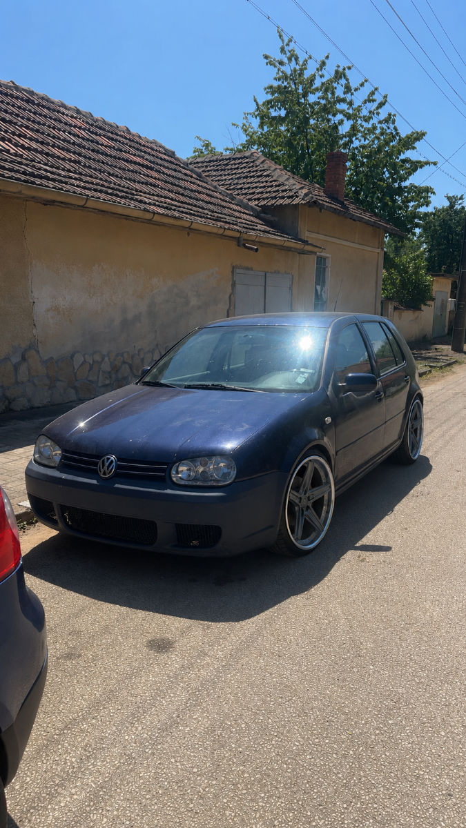 Volkswagen Golf 2002