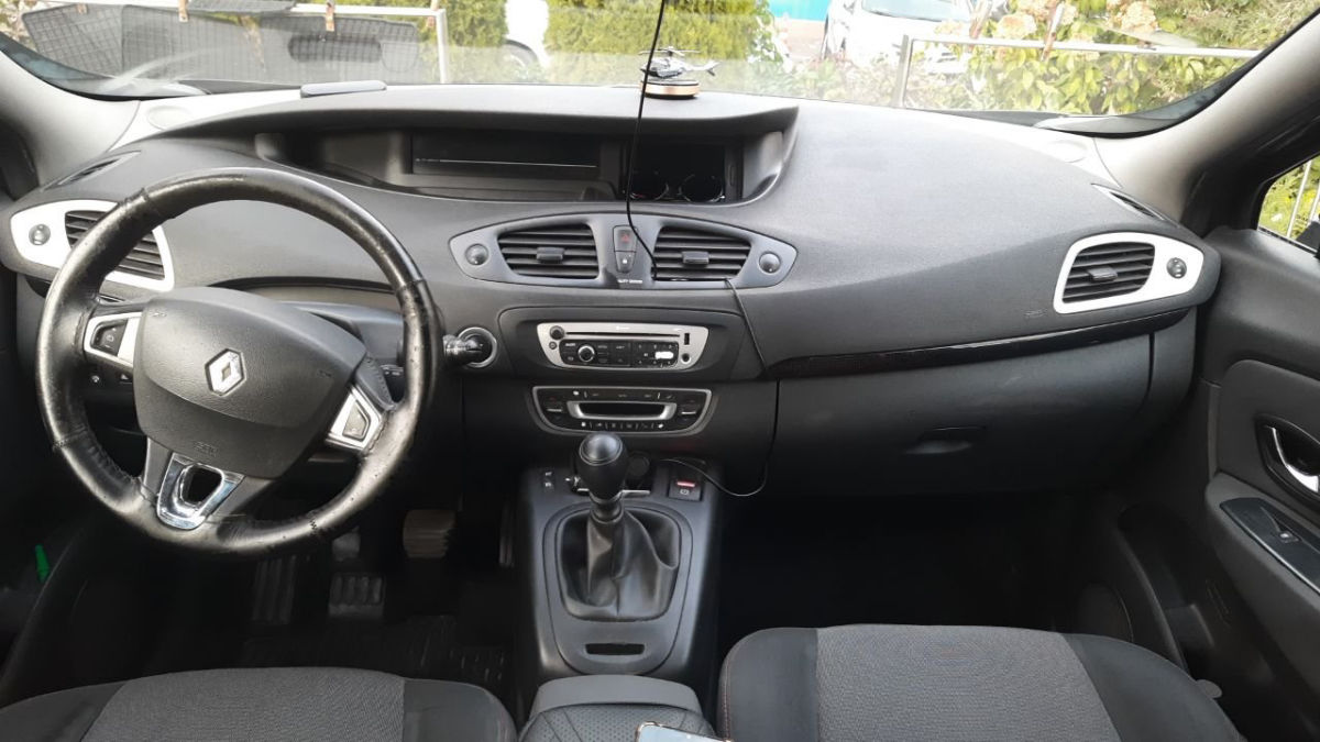Renault Scenic 2012