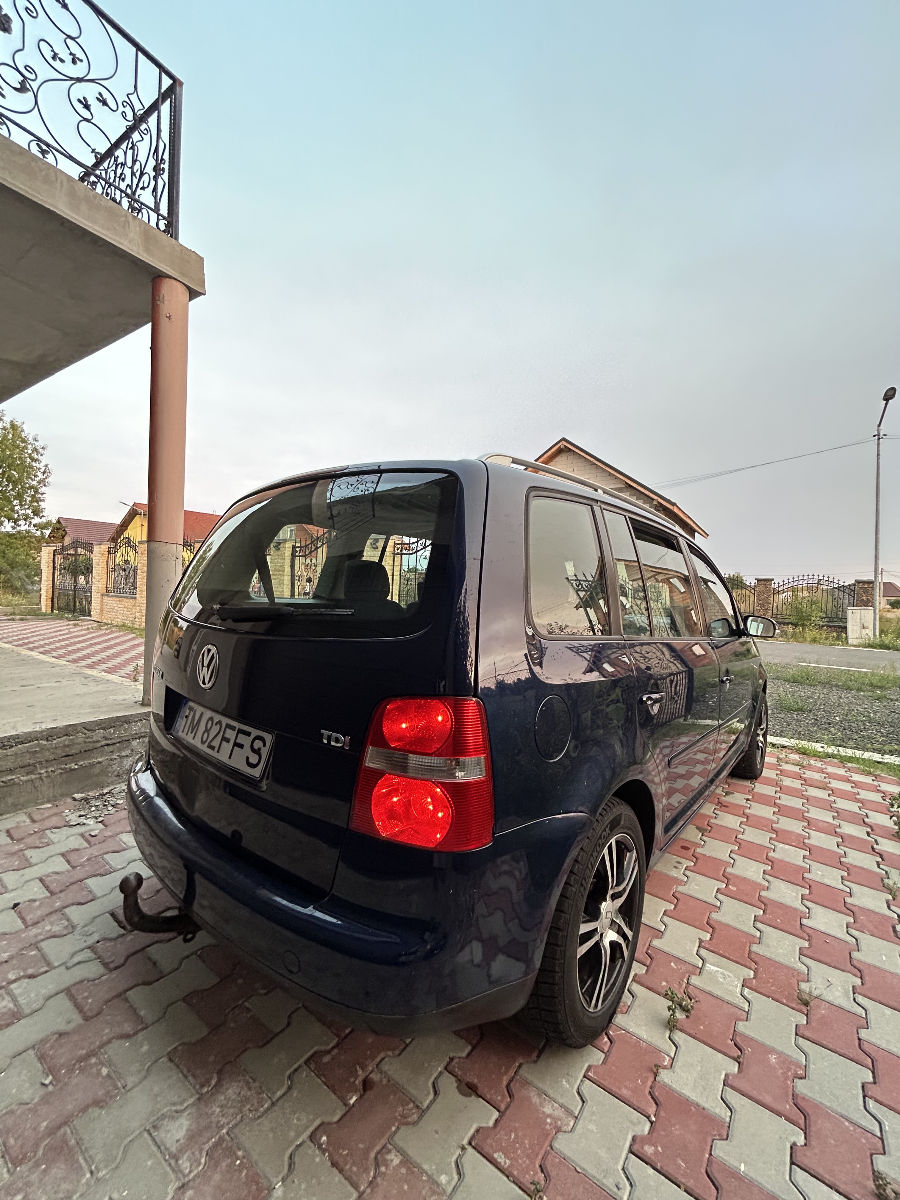 Volkswagen Touran 2004