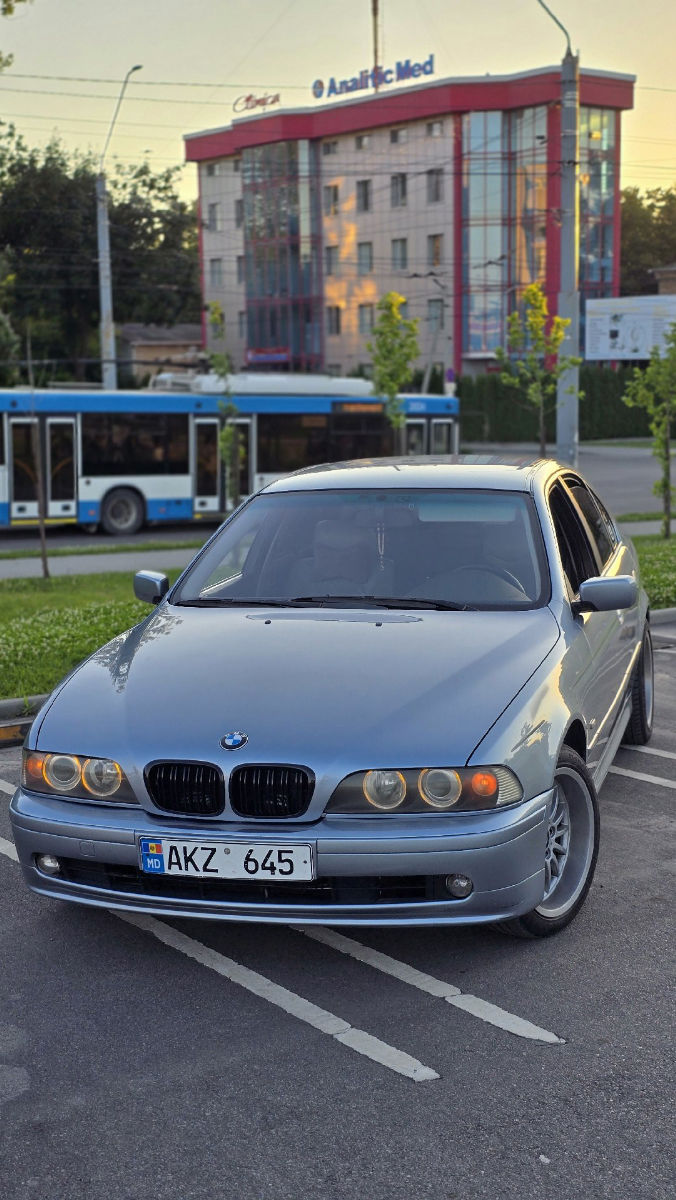 BMW 5 Series 2003
