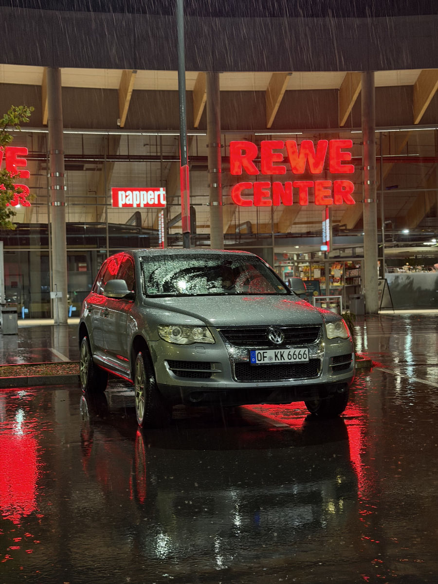 Volkswagen Touareg