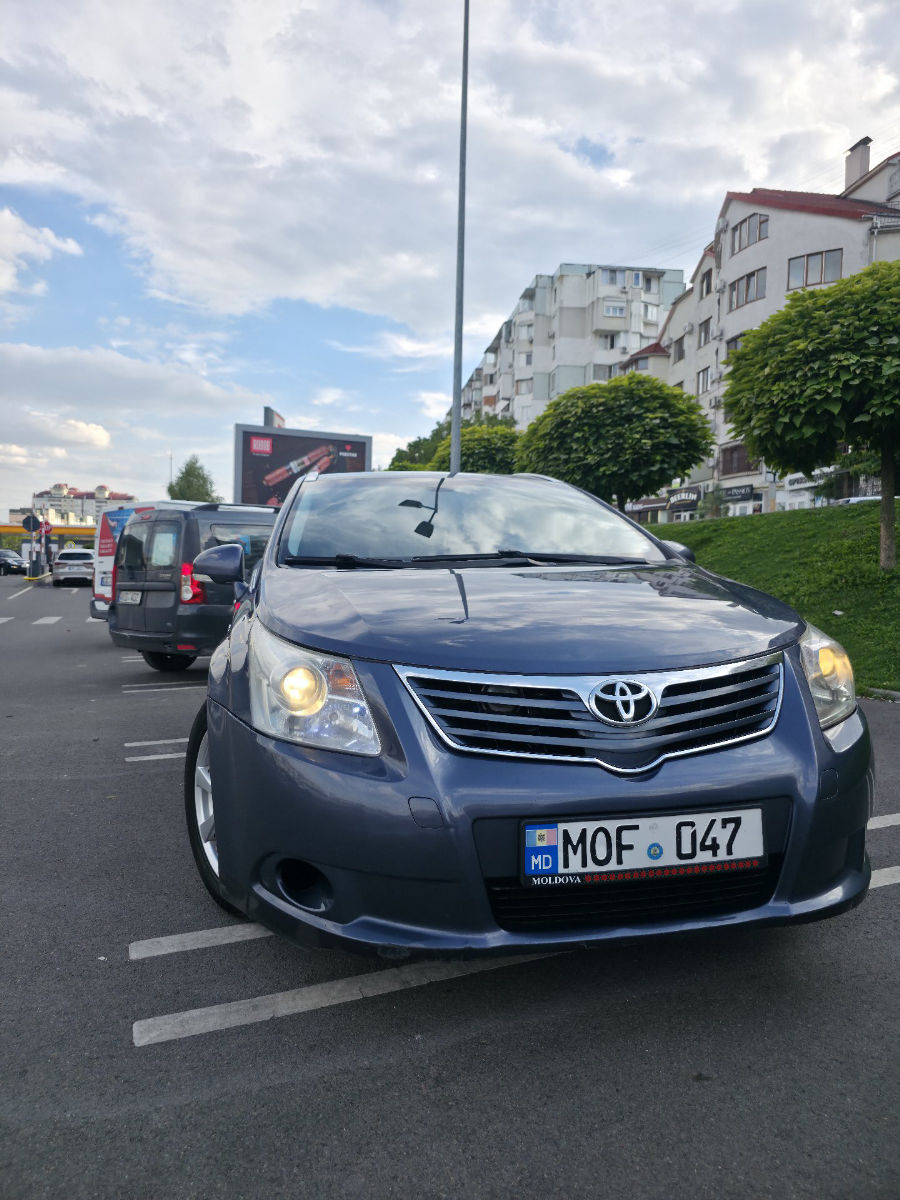 Toyota Avensis 2010