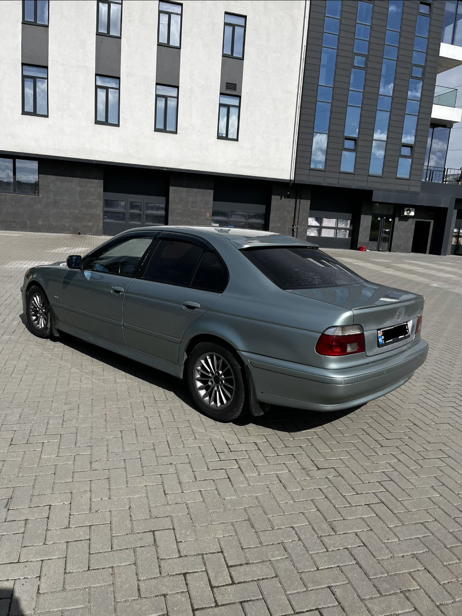 BMW 5 Series 2002
