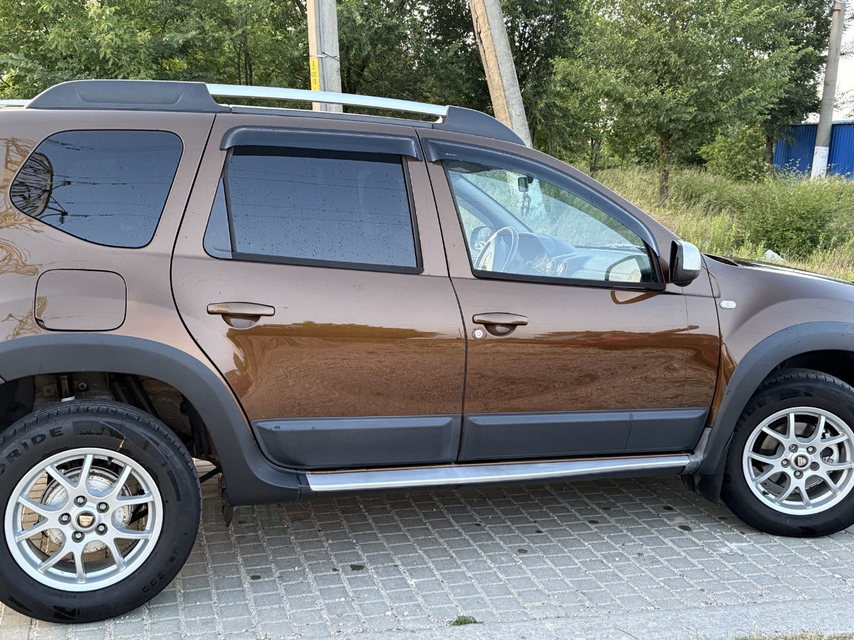 Dacia Duster 2011