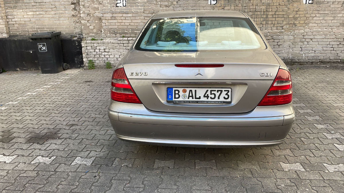 Mercedes W211 2004