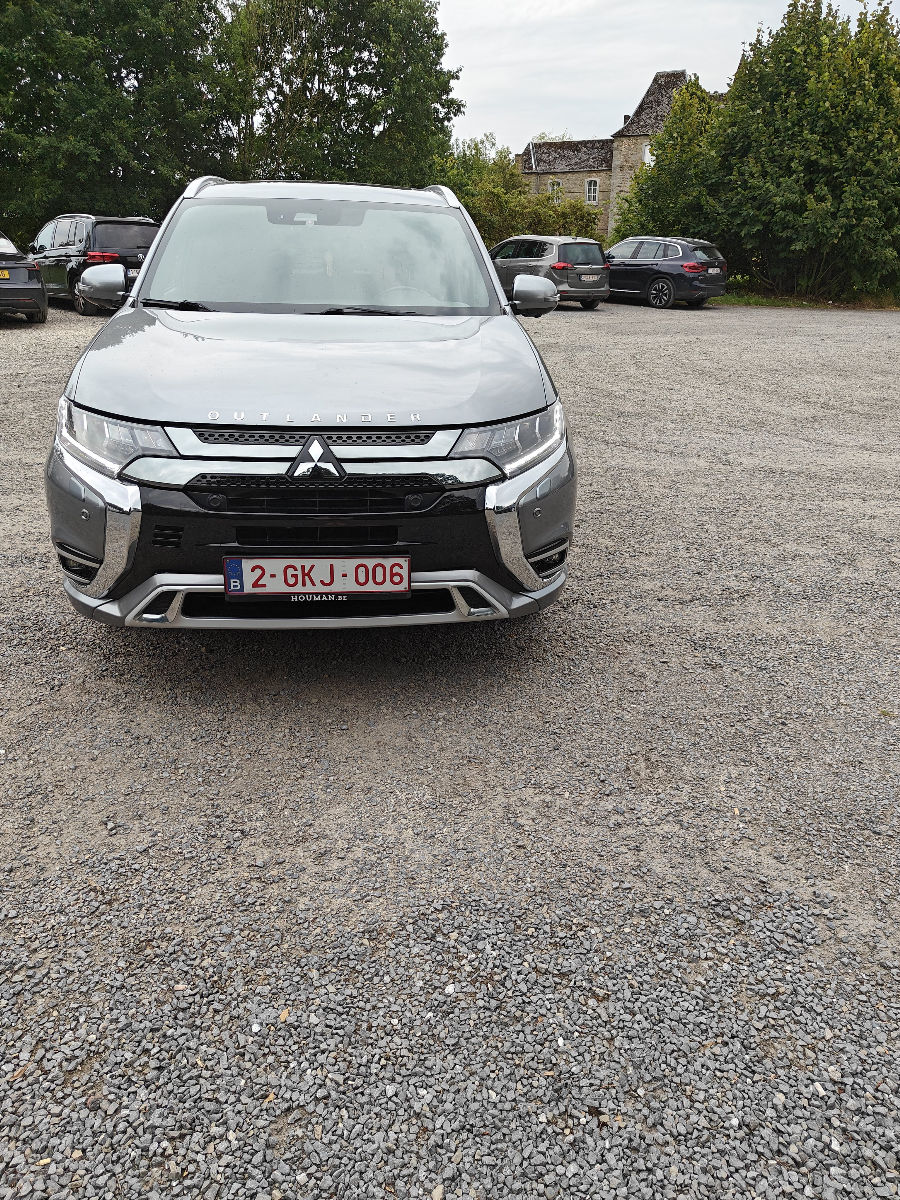 Mitsubishi Outlander PHEV