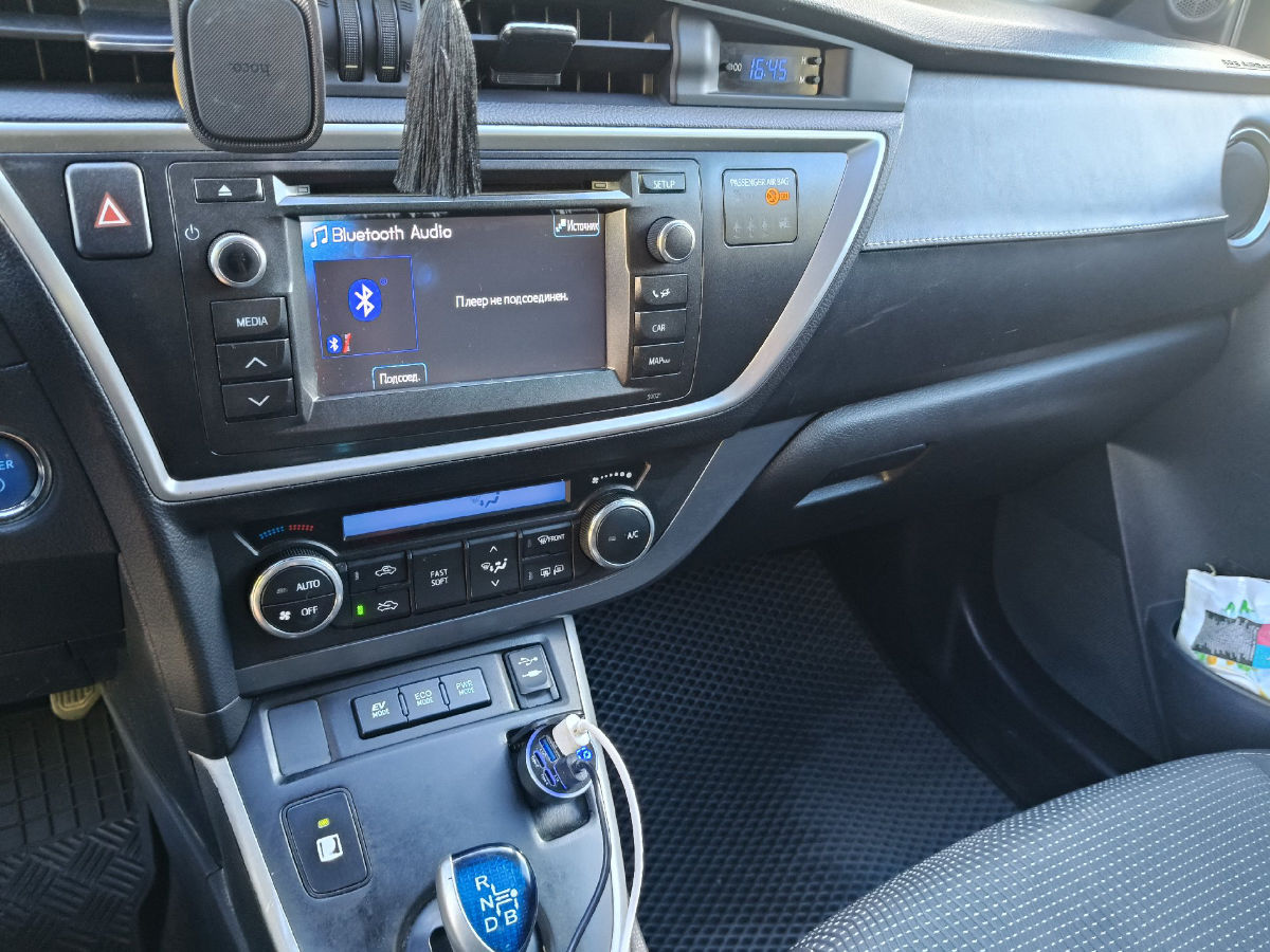 Toyota Auris 2014