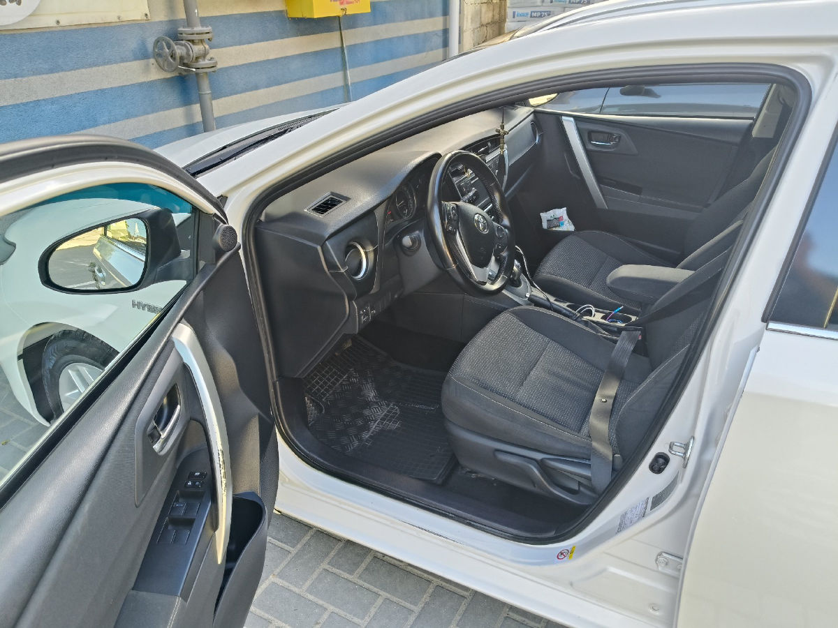 Toyota Auris 2014