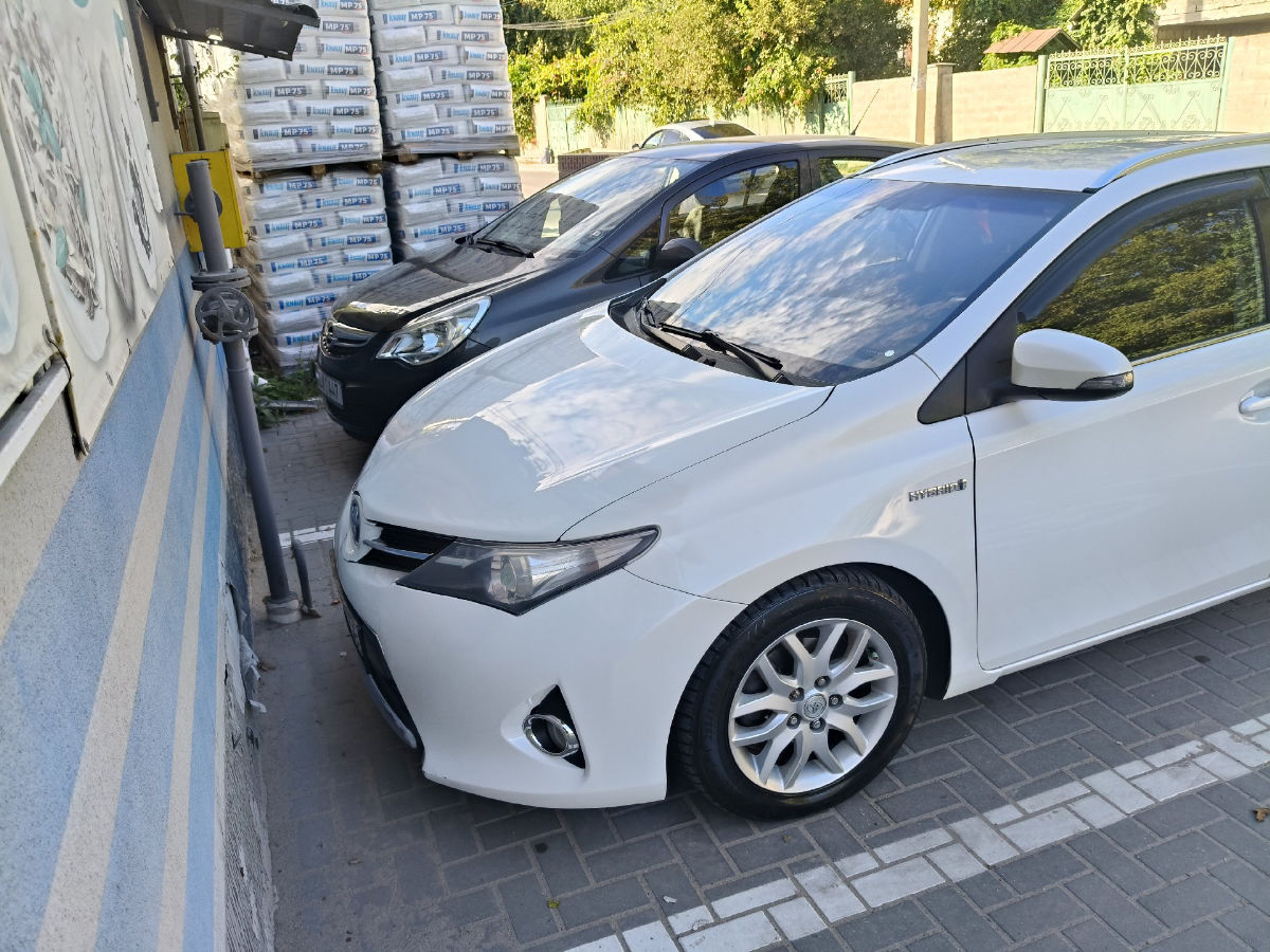 Toyota Auris 2014